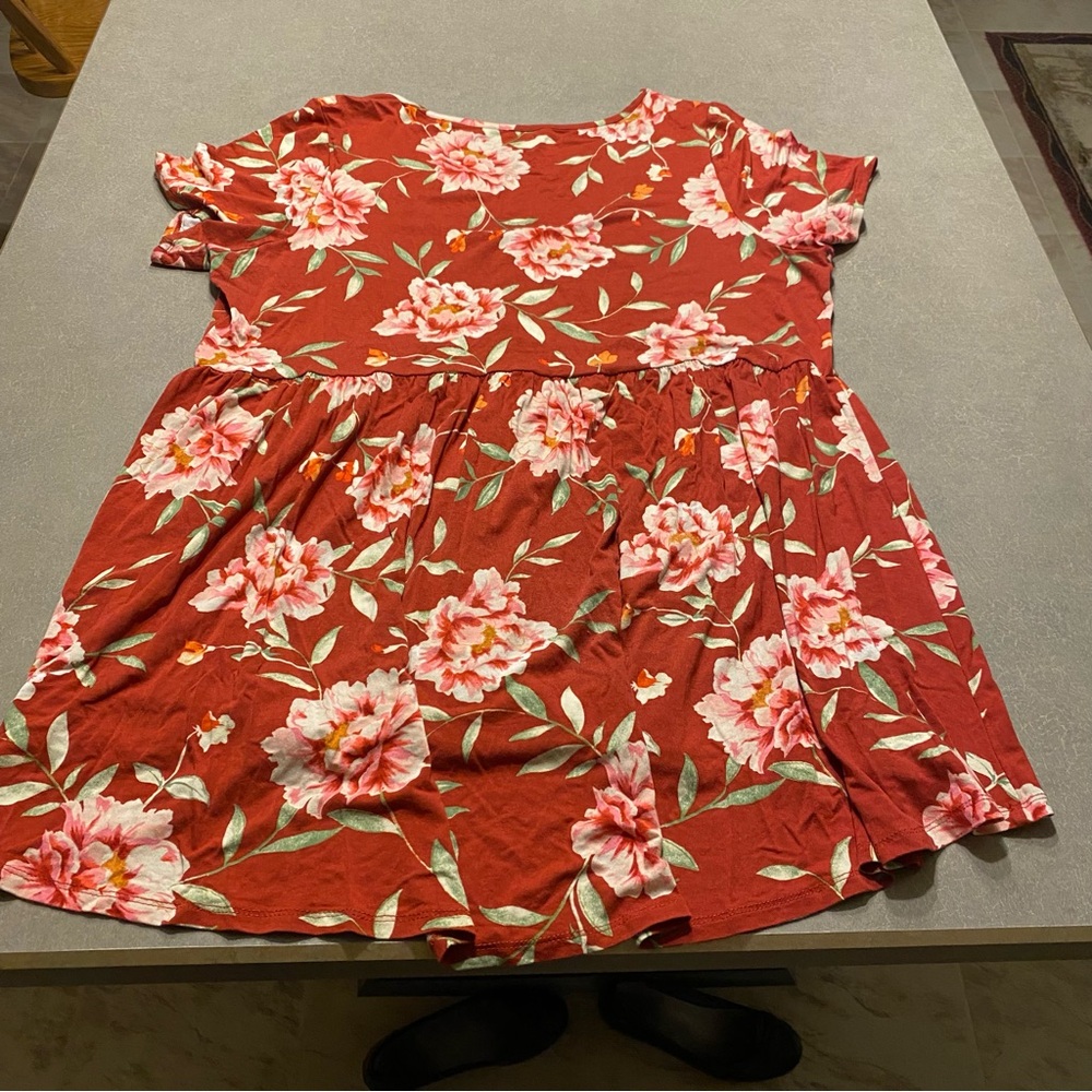 Torrid Super Soft Knits size 2 top with buttons and elastic waist - Picture 2 of 9
